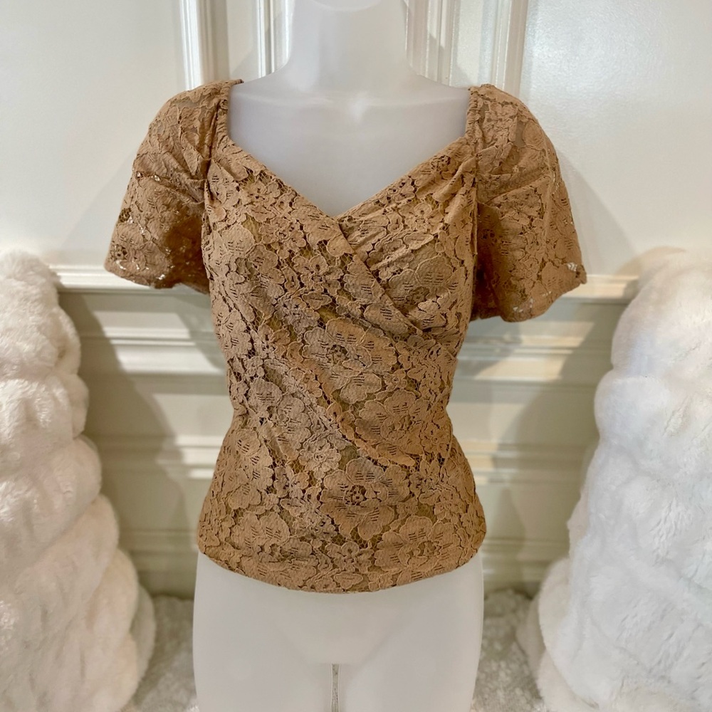 Express top, Medium, Tan